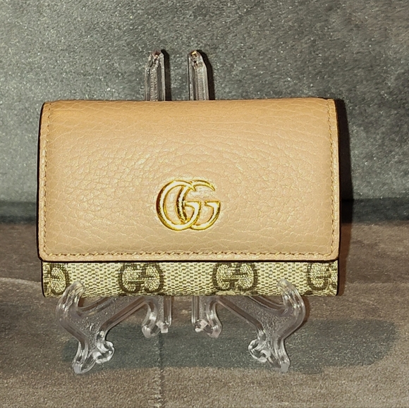 GUCCI GG MARMONT BI-COLOR KEYCASE BLUSH LEATHER & BEIGE MONOGRAM SUPREME CANVAS - Picture 5 of 14